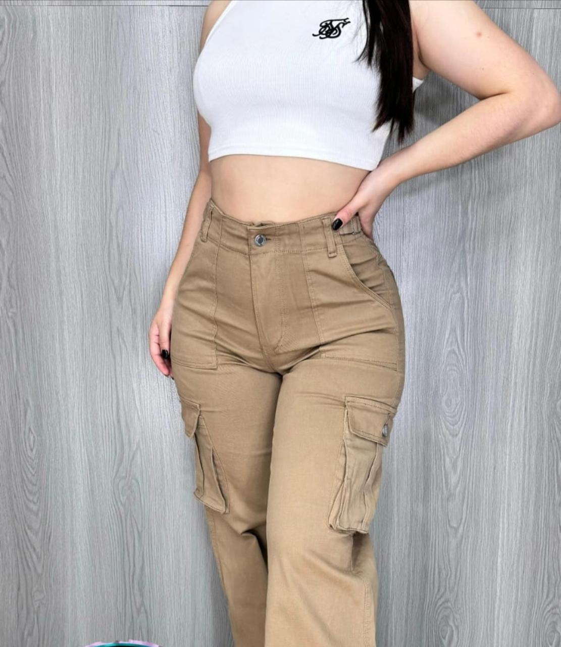 Jeans Cargo Beige de Tiro Alto